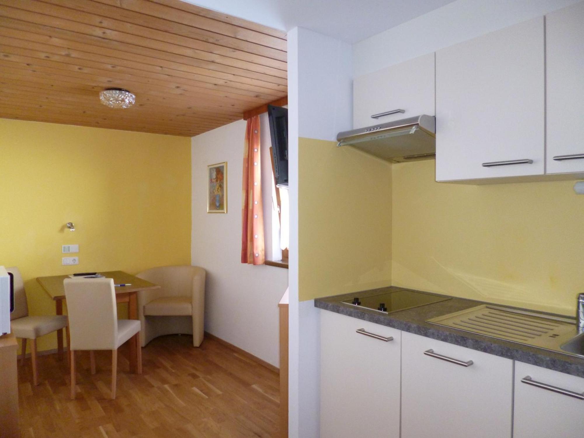 Haus Christian Appartement Klosterle am Arlberg Buitenkant foto