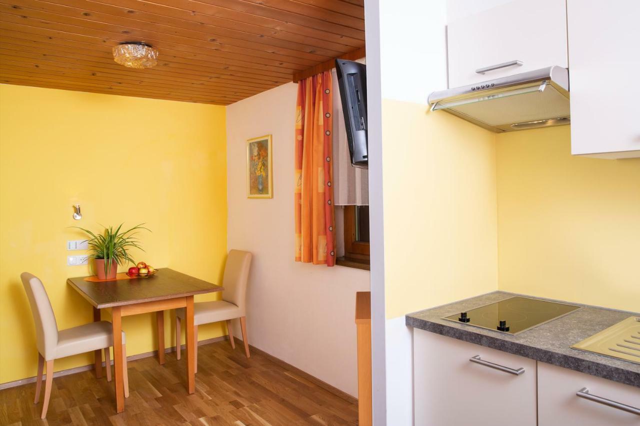 Haus Christian Appartement Klosterle am Arlberg Buitenkant foto